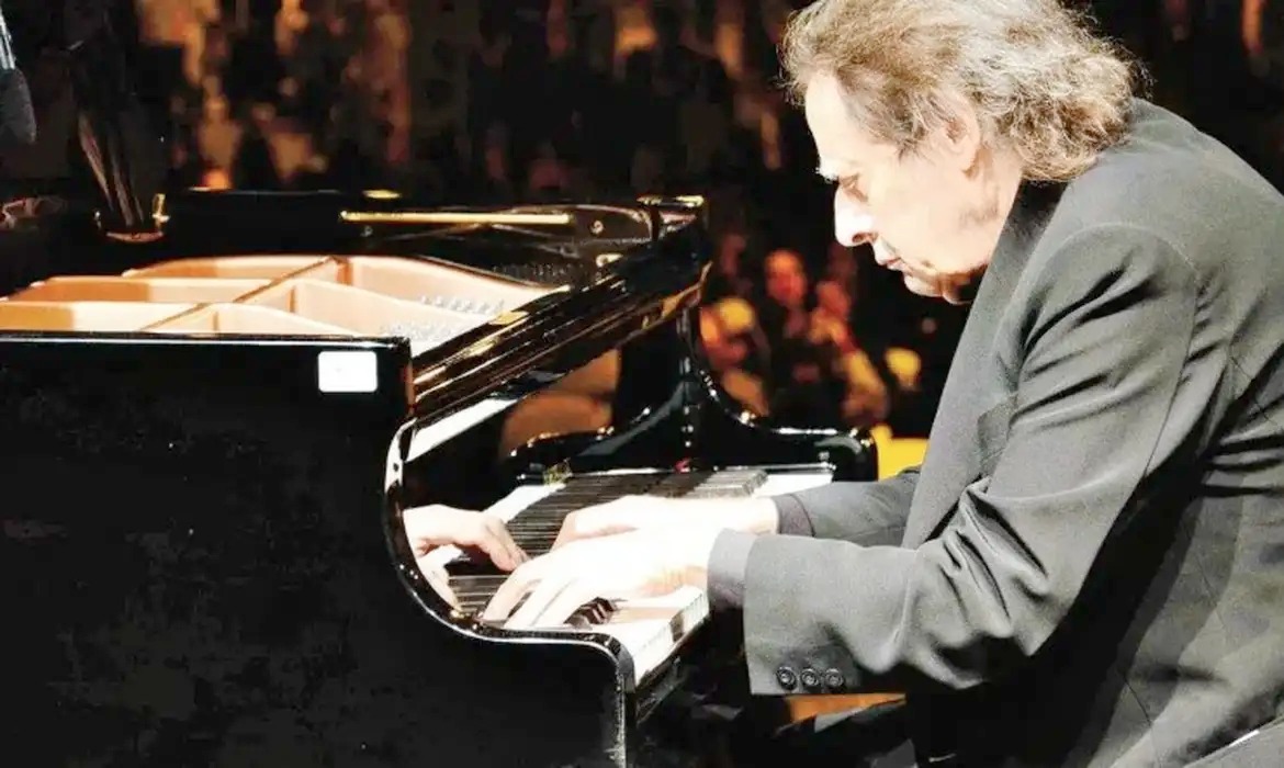 Pianista Arthur Moreira Lima morre aos 84 anos