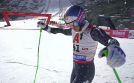 Lucas Pinheiro conquista medalha de prata no esqui nos Estados Unidos