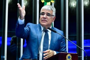 Girão pede mudanças na CBF e volta defender vedação da assistolia fetal girao-pede-mudancas-na-cbf-e-volta-defender-vedacao-da-assistolia-fetal