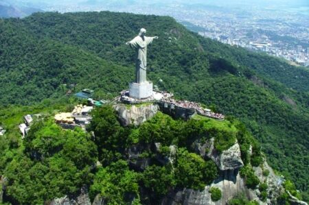 Comissão de Turismo busca solução jurídica para área do Cristo Redentor comissao-de-turismo-busca-solucao-juridica-para-area-do-cristo-redentor